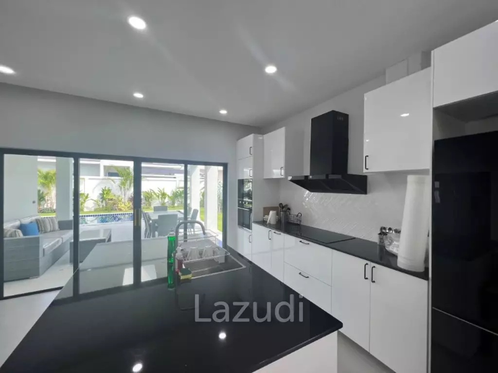MODA HARMONY : New Modern 3 Bed 4 Bath Pool Villa with Solar