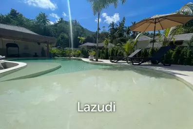 Stunning 4-Bedroom Balinese Villa with Private Pool and Fitness Area in the Heart of Koh Phangan