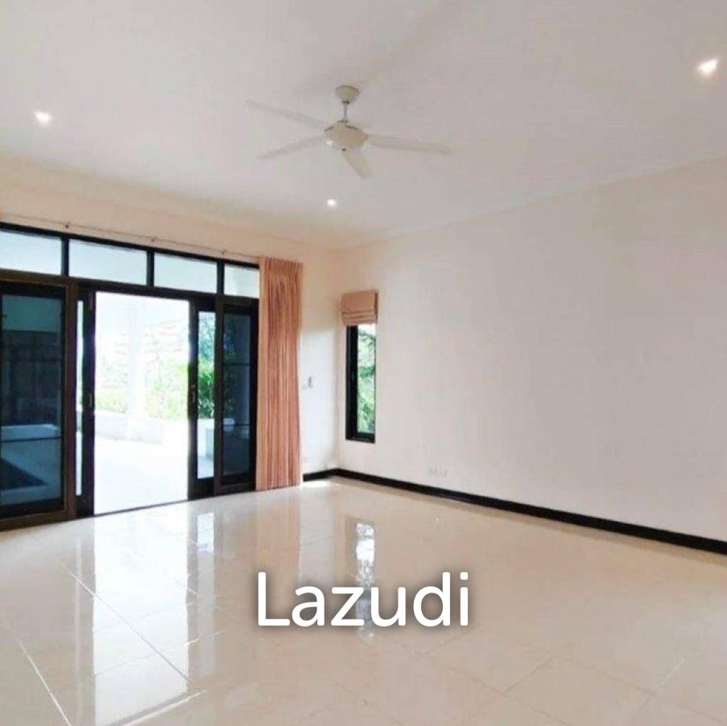 PALM HILLS HOMES : Luxury 3 bed Pool Villa On Golf Course