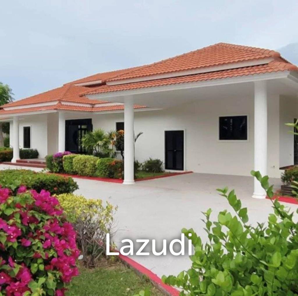 PALM HILLS HOMES : Luxury 3 bed Pool Villa On Golf Course