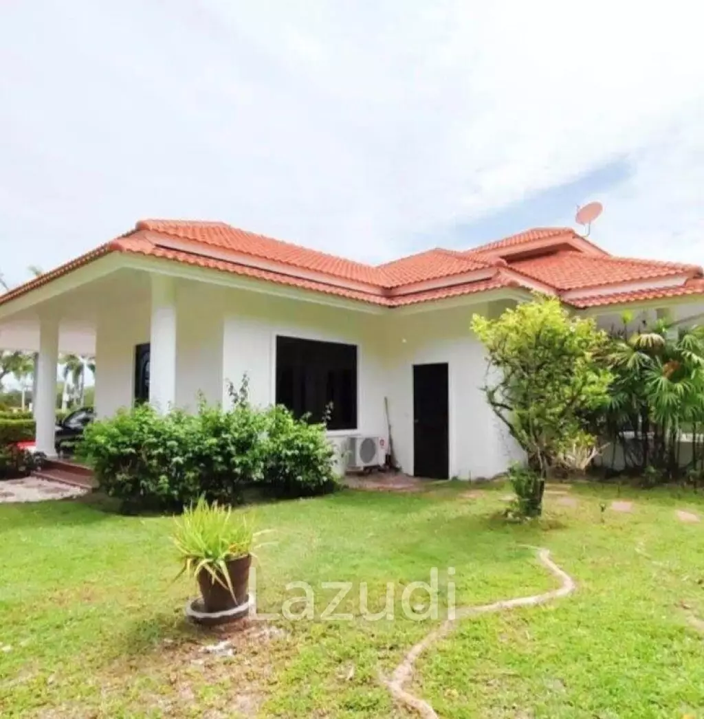 PALM HILLS HOMES : Luxury 3 bed Pool Villa On Golf Course