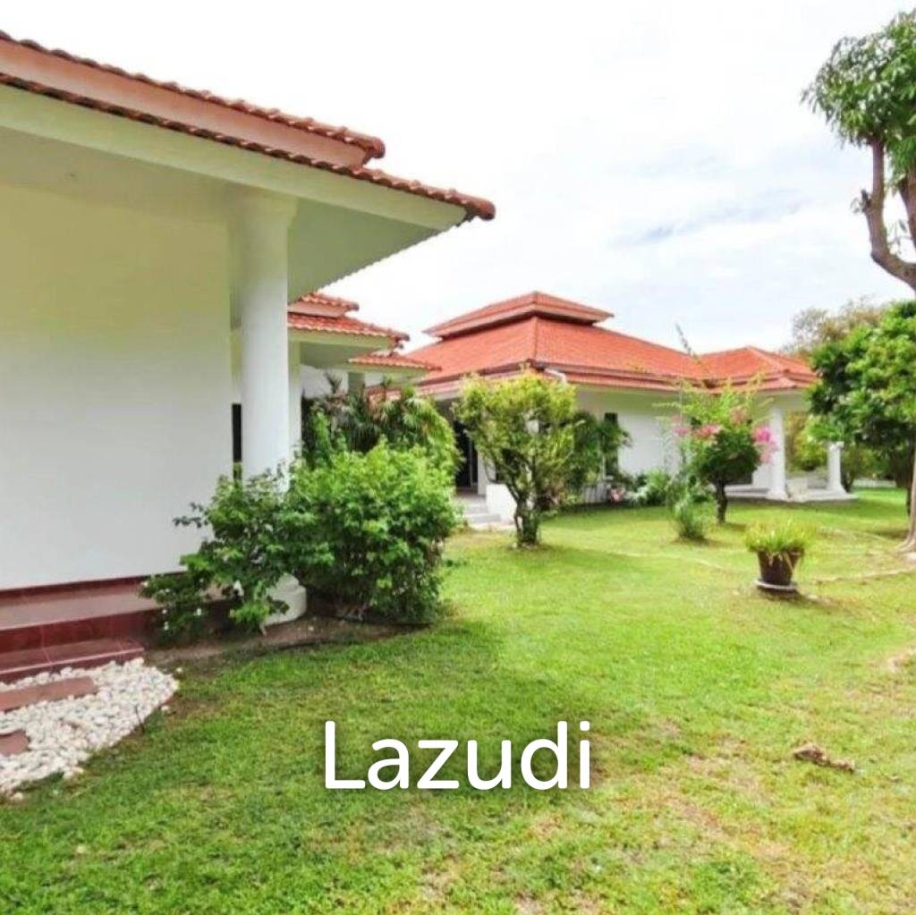 PALM HILLS HOMES : Luxury 3 bed Pool Villa On Golf Course