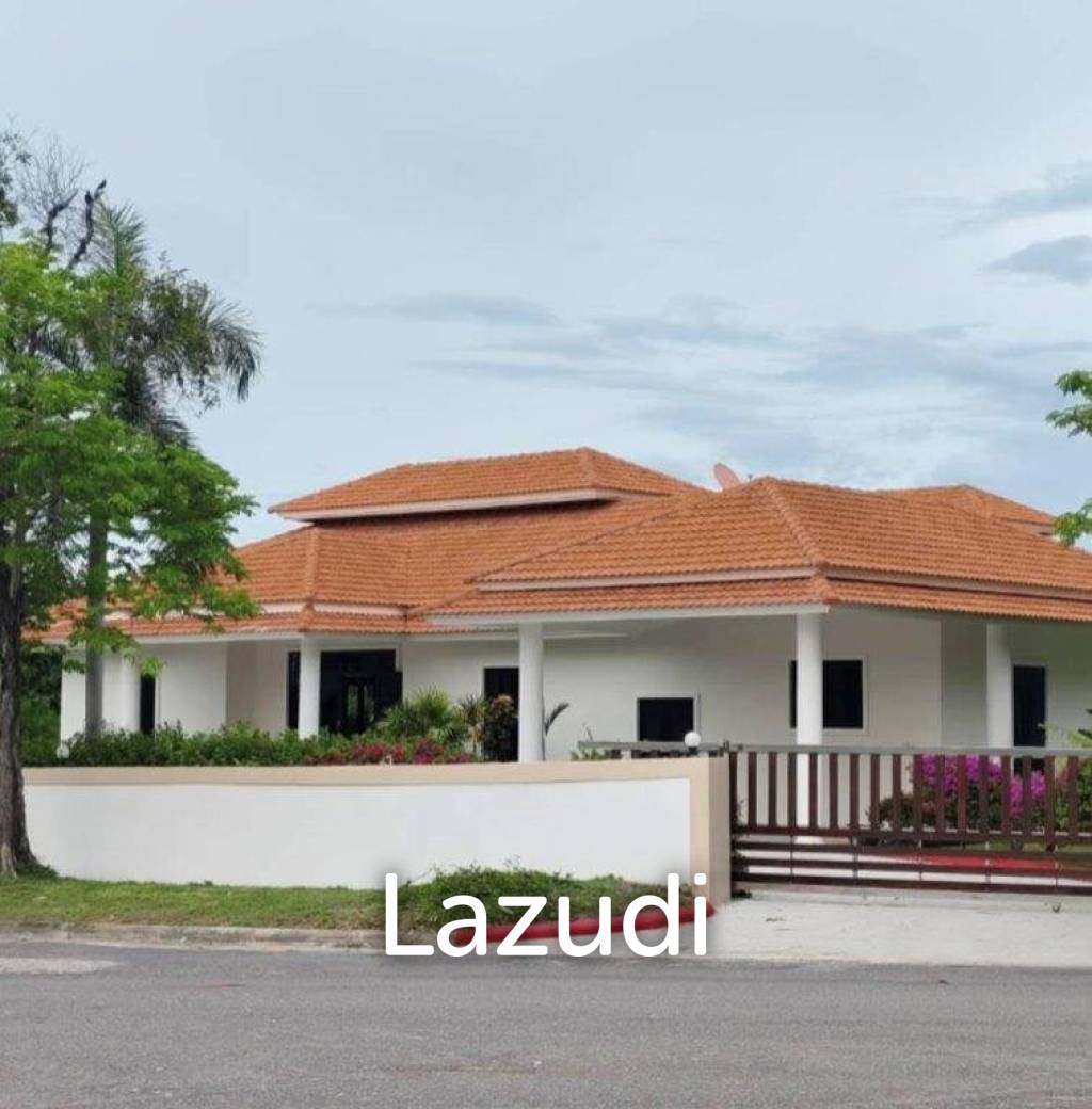 PALM HILLS HOMES : Luxury 3 bed Pool Villa On Golf Course