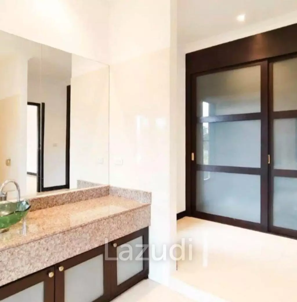 PALM HILLS HOMES : Luxury 3 bed Pool Villa On Golf Course