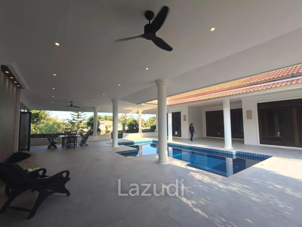 PALM HILLS HOMES : Luxury 3 bed Pool Villa On Golf Course