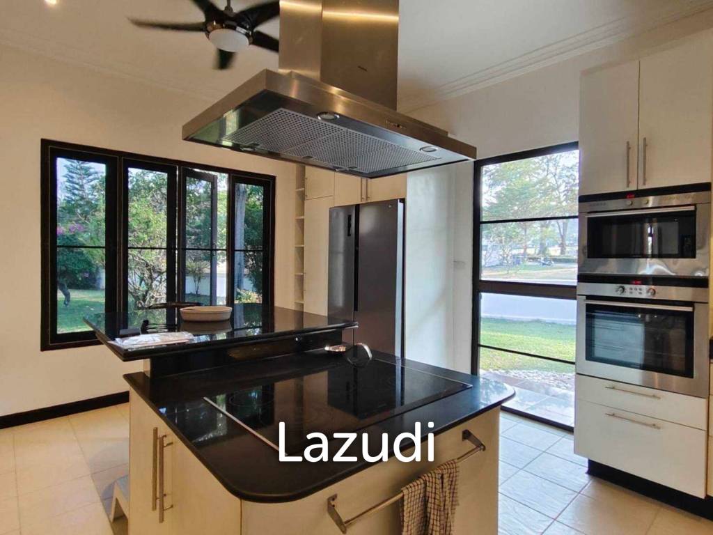 PALM HILLS HOMES : Luxury 3 bed Pool Villa On Golf Course