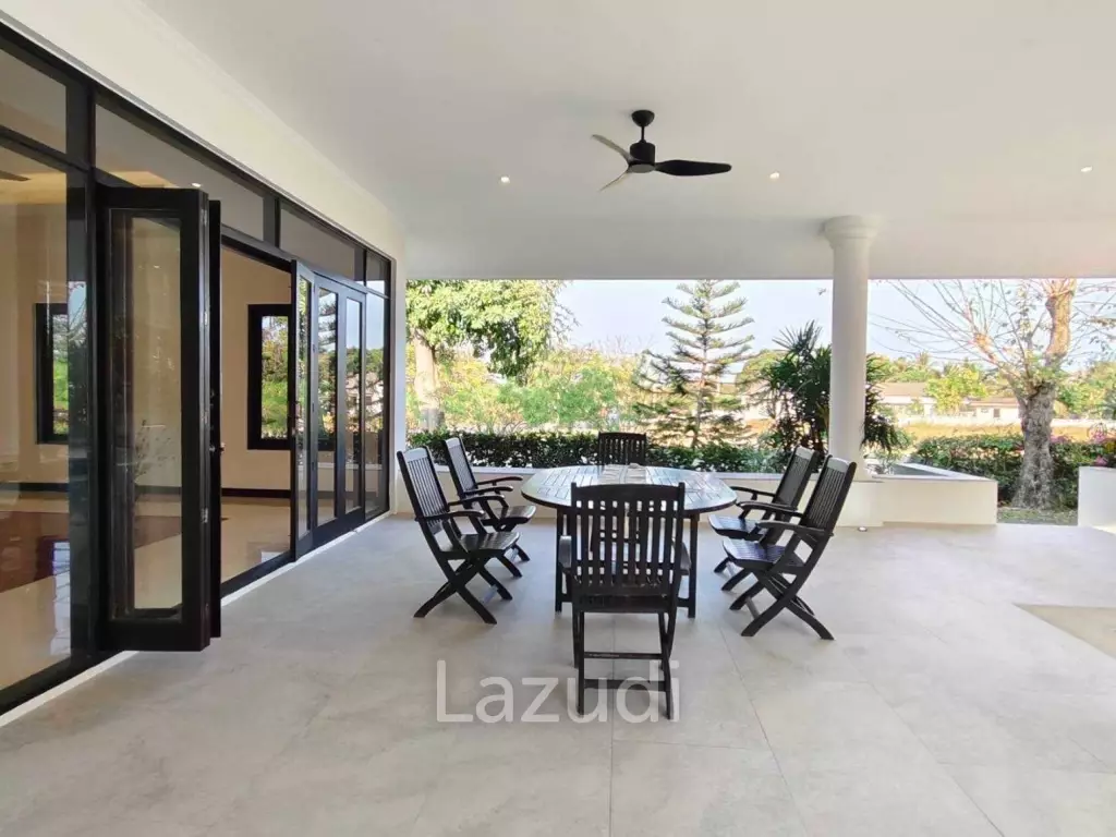 PALM HILLS HOMES : Luxury 3 bed Pool Villa On Golf Course