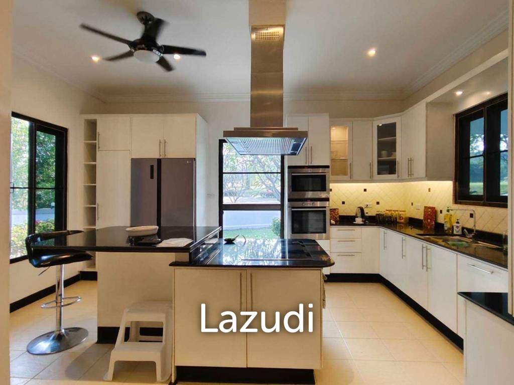 PALM HILLS HOMES : Luxury 3 bed Pool Villa On Golf Course