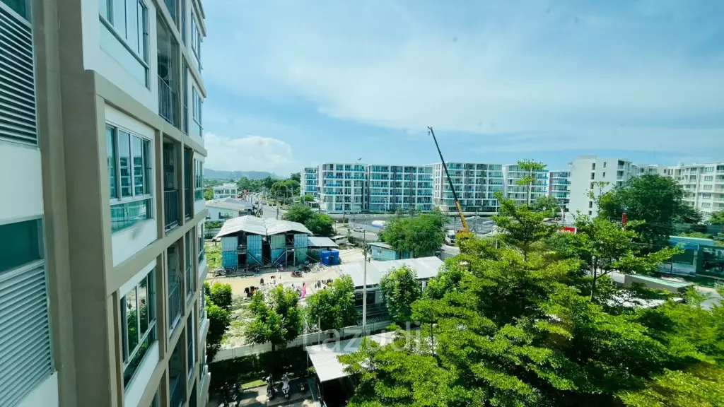 Baan Imm Aim : 30 sqm Studio Condo on 6th floor with View