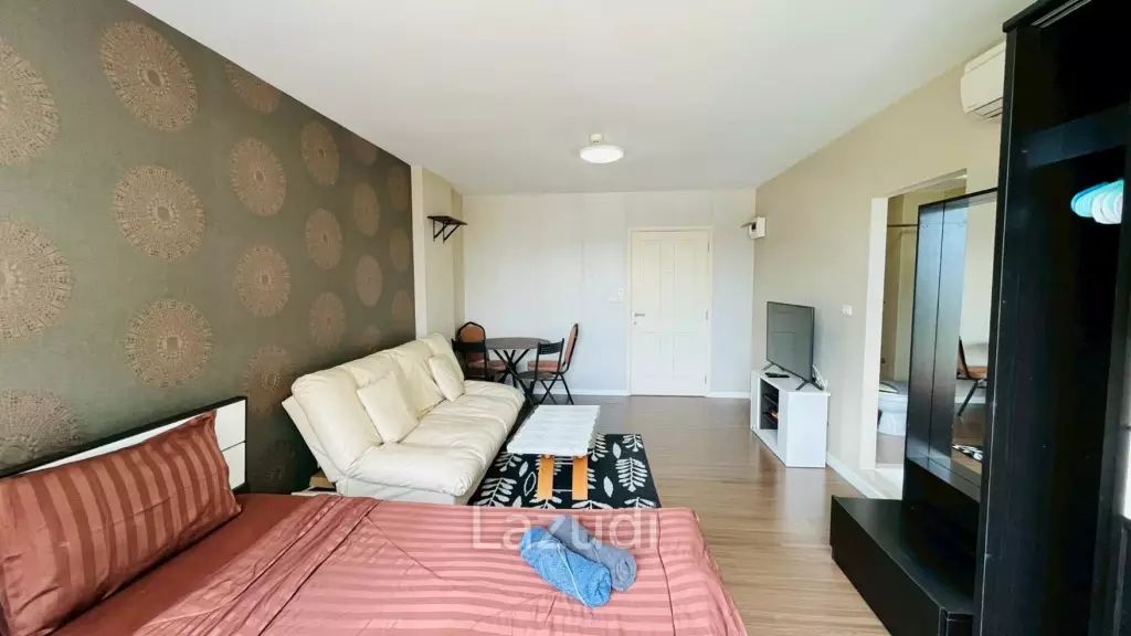Baan Imm Aim : 30 sqm Studio Condo on 6th floor with View