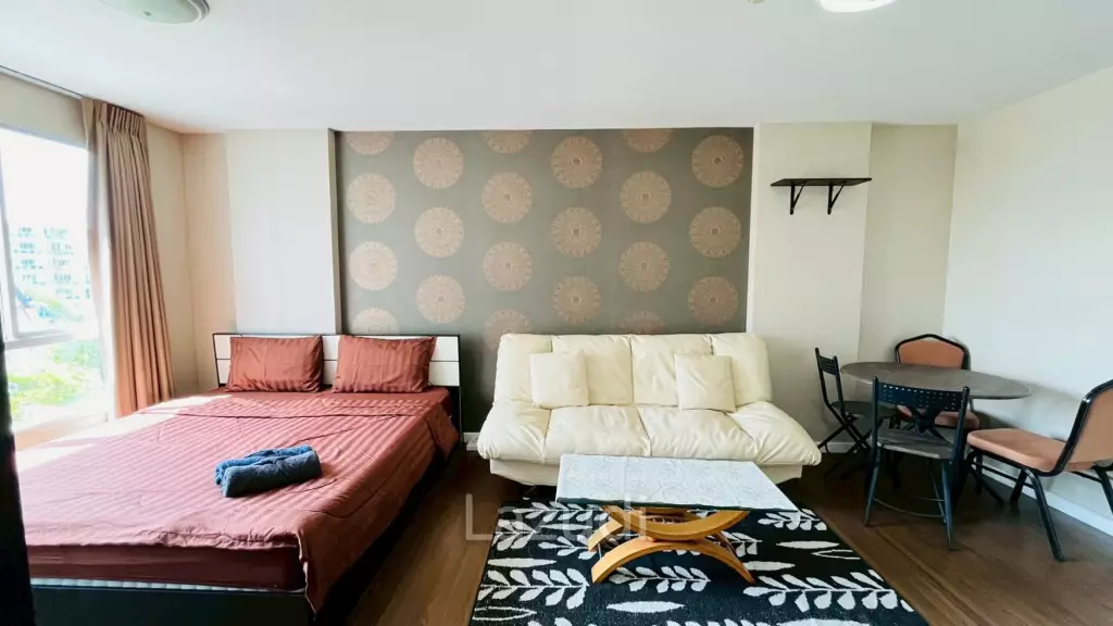 Baan Imm Aim : 30 sqm Studio Condo on 6th floor with View