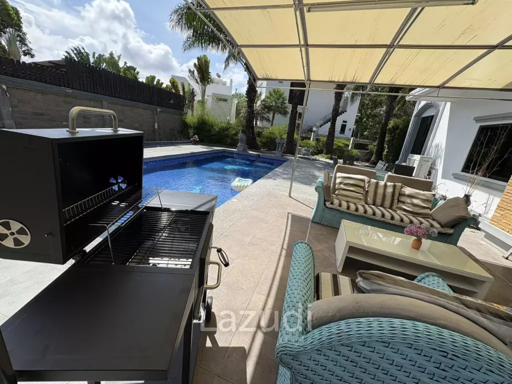 Grand 6-Bedroom Private Pool Villa for Rent in Jomtien