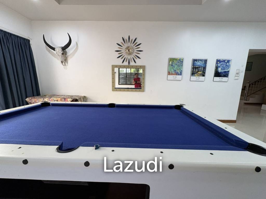 Grand 6-Bedroom Private Pool Villa for Rent in Jomtien