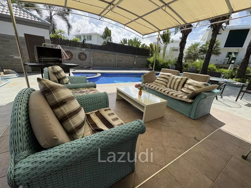 Grand 6-Bedroom Private Pool Villa for Rent in Jomtien