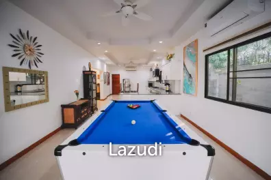 Grand 6-Bedroom Private Pool Villa for Rent in Jomtien