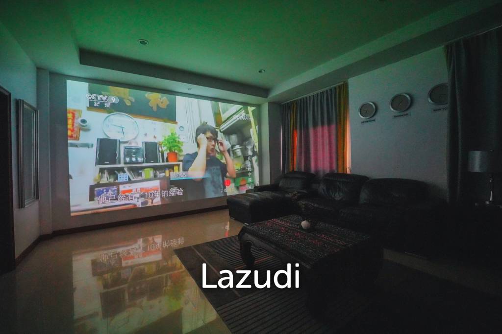 Grand 6-Bedroom Private Pool Villa for Rent in Jomtien