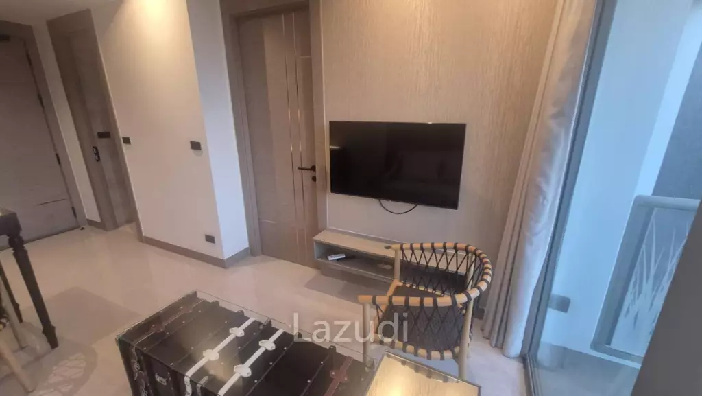 Elegant 1-Bedroom Luxury Condo at The Riviera Ocean Drive