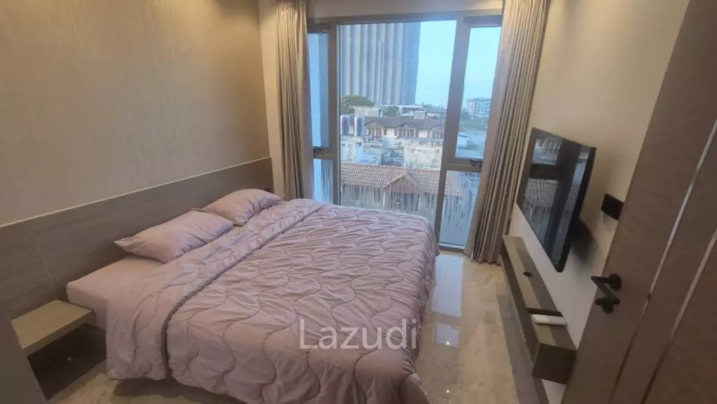 Elegant 1-Bedroom Luxury Condo at The Riviera Ocean Drive
