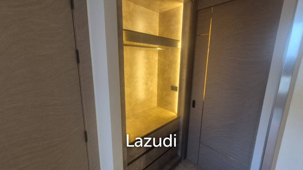 Elegant 1-Bedroom Luxury Condo at The Riviera Ocean Drive