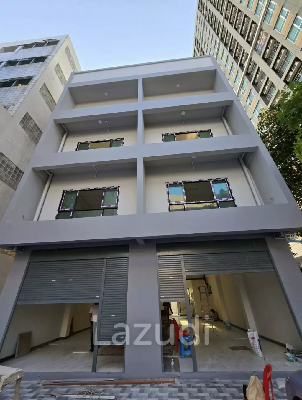 645 sqm 4-Storey Mixed-Use Building in Bang Son Ban Pho Chachoengsao