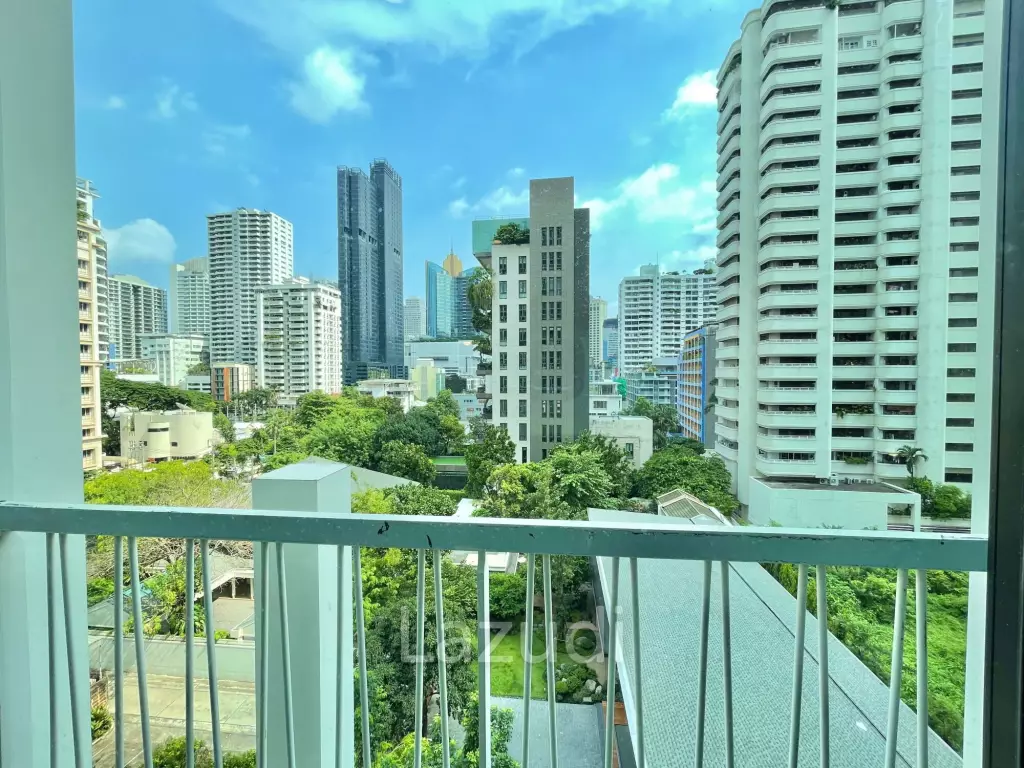 35.0 Sqm 1 Bed 1 Bath For Rent at Noble Recole Sukhumvit 1