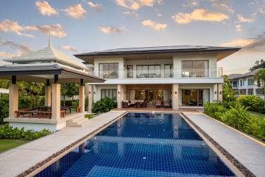 Spacious Luxury Residence for Sale and Rent in Laguna