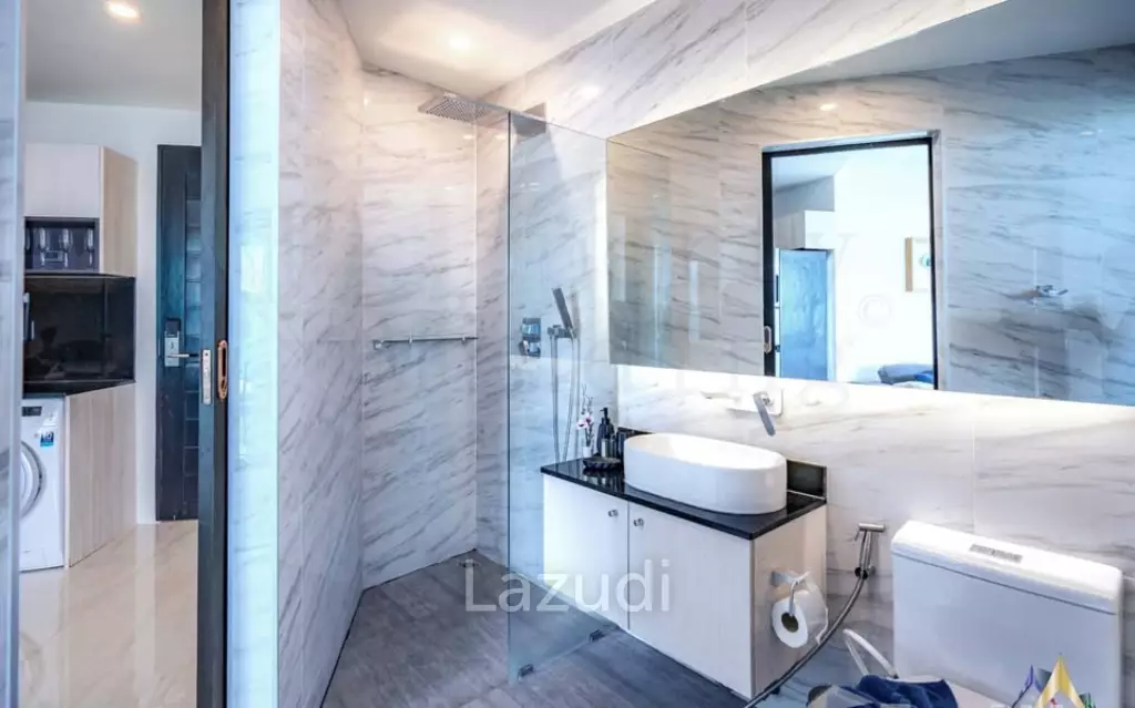Sea View 2-Bedroom Condo Overlooking Kamala Bay for Rent
