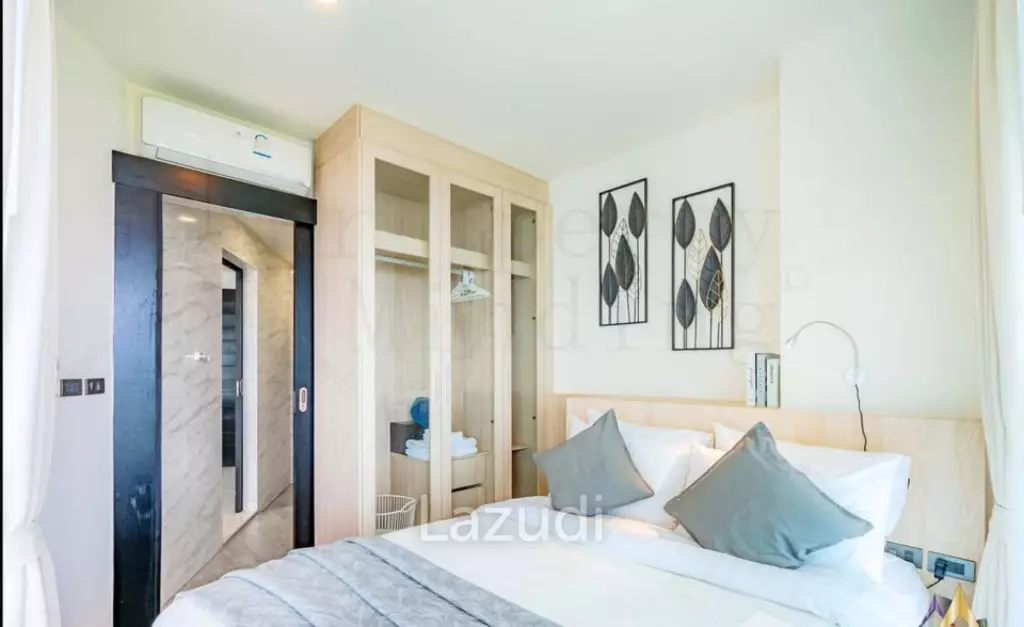 Sea View 2-Bedroom Condo Overlooking Kamala Bay for Rent