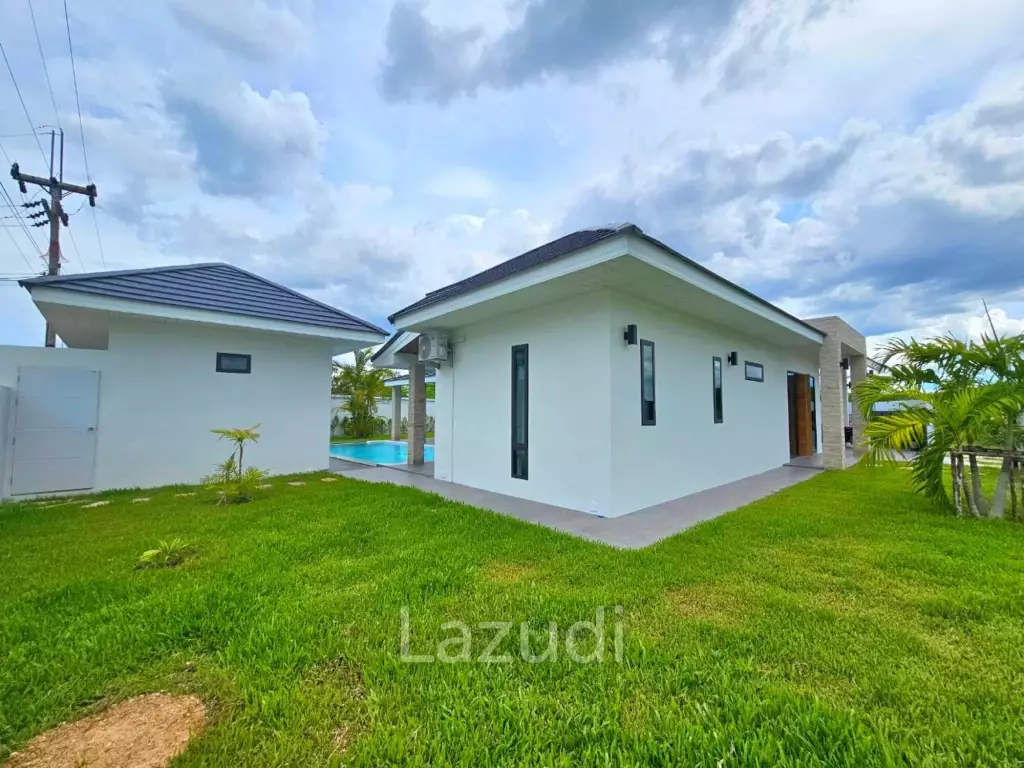 Modern 210 sqm Pool Villa on 640 sqm Land in Hin Lek Fai Hua Hin