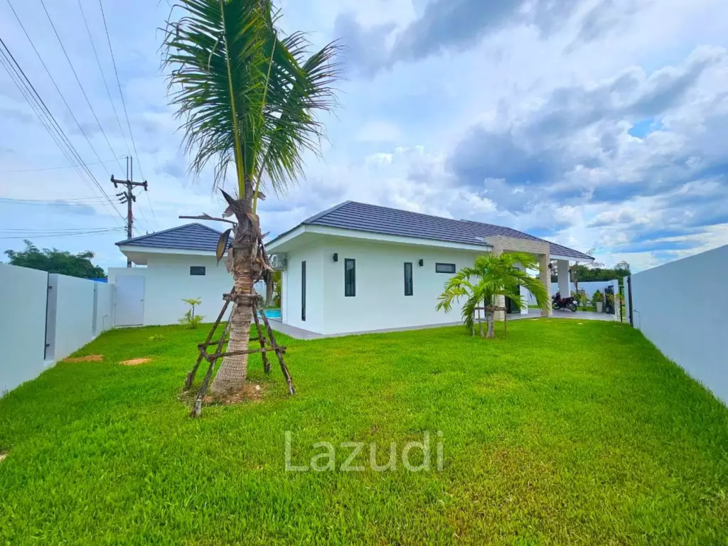 Modern 210 sqm Pool Villa on 640 sqm Land in Hin Lek Fai Hua Hin