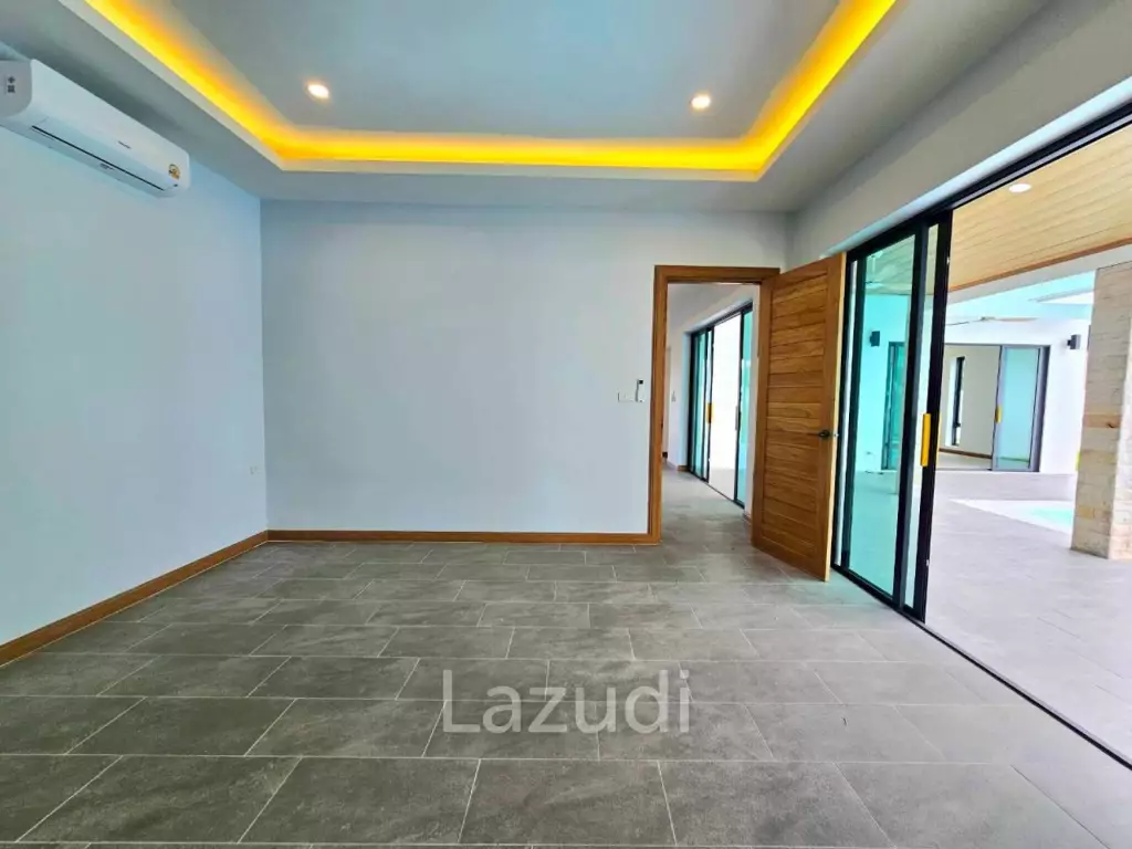 Modern 210 sqm Pool Villa on 640 sqm Land in Hin Lek Fai Hua Hin