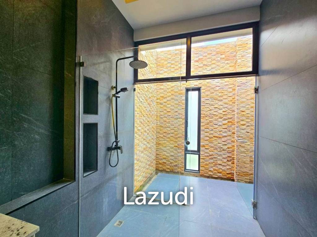 Modern 210 sqm Pool Villa on 640 sqm Land in Hin Lek Fai Hua Hin