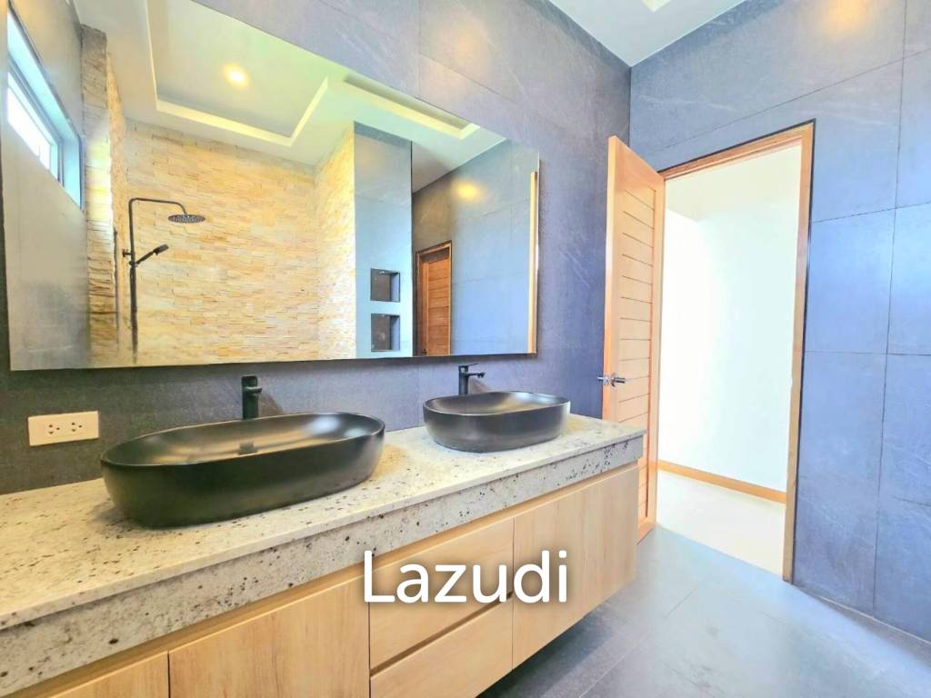 Modern 210 sqm Pool Villa on 640 sqm Land in Hin Lek Fai Hua Hin