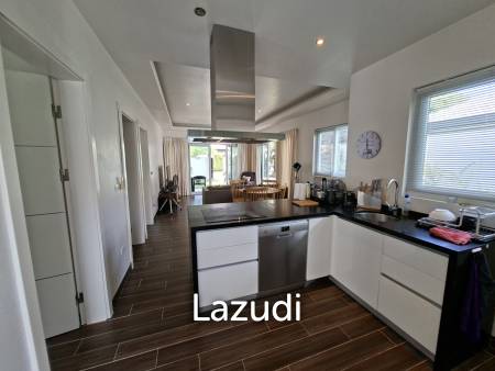 Charming 2 bed pool villa
