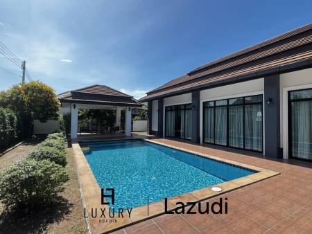 À louer / piscine privée / surface habitable de 240 m²