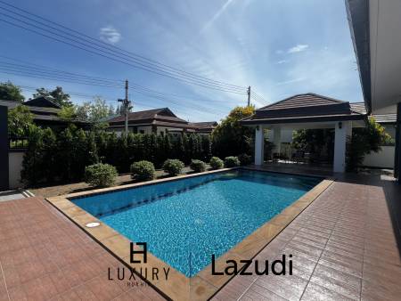 À louer / piscine privée / surface habitable de 240 m²