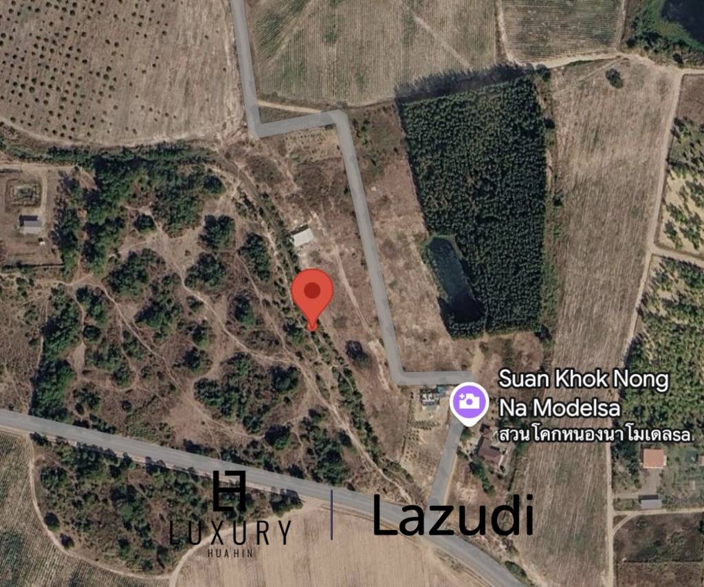 Propriété d'une superficie de plus de 3 800 m² (plus de 3 rai)