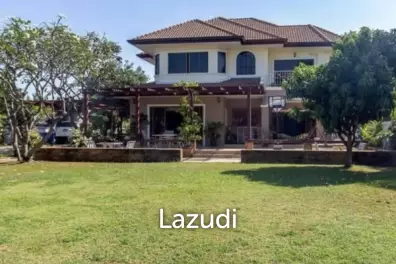 Spacious 300 sqm Detached Home on 1628 sqm Land in Nong Kae Hua Hin
