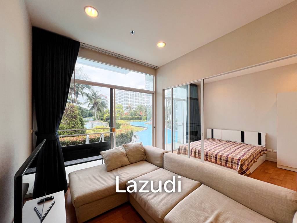 47 sqm pool-access 1BR condo at Boathouse