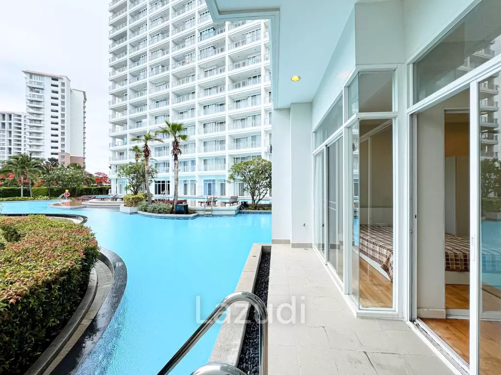 47 sqm pool-access 1BR condo at Boathouse