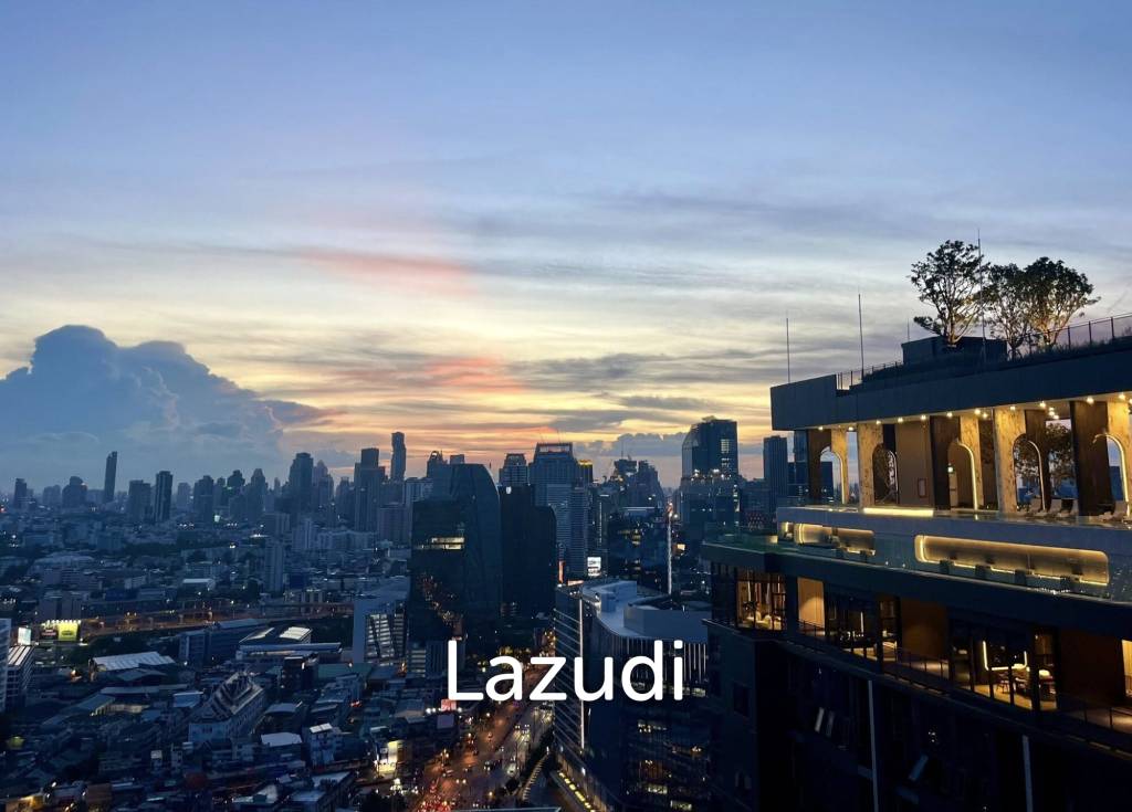 26.7 sqm high floor condo Life Rama 4 Asoke Khlong Toei