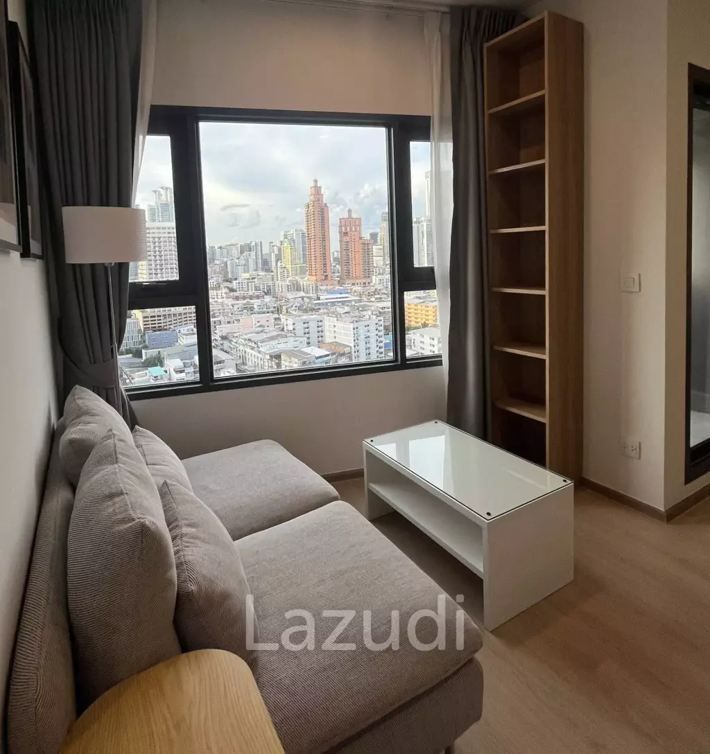 26.7 sqm high floor condo Life Rama 4 Asoke Khlong Toei