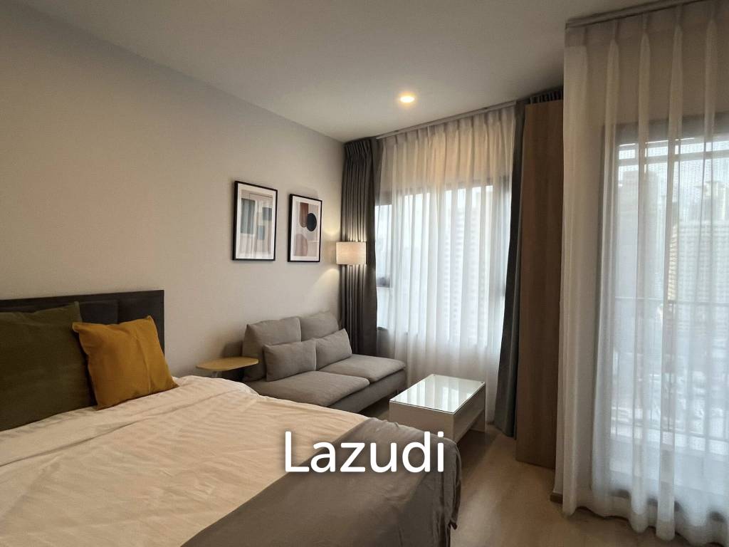 26.7 sqm high floor condo Life Rama 4 Asoke Khlong Toei