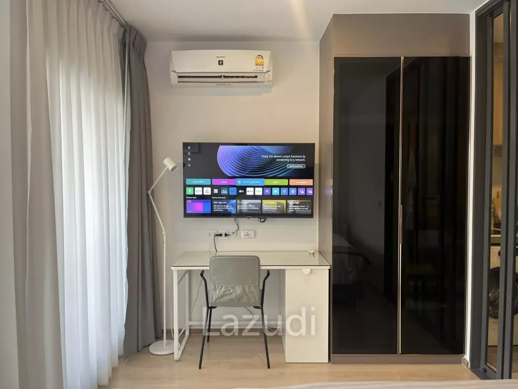26.7 sqm high floor condo Life Rama 4 Asoke Khlong Toei