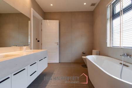408 New Modern solar pool villa in Hin Lek Fai Hua Hin