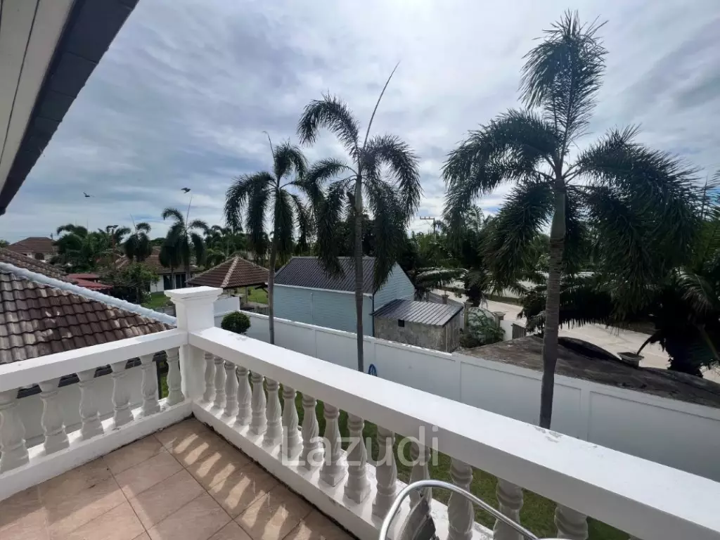 SUNSET VILLAGE 1 : 2 Storey 4 Bed Pool Villa on large corner plot