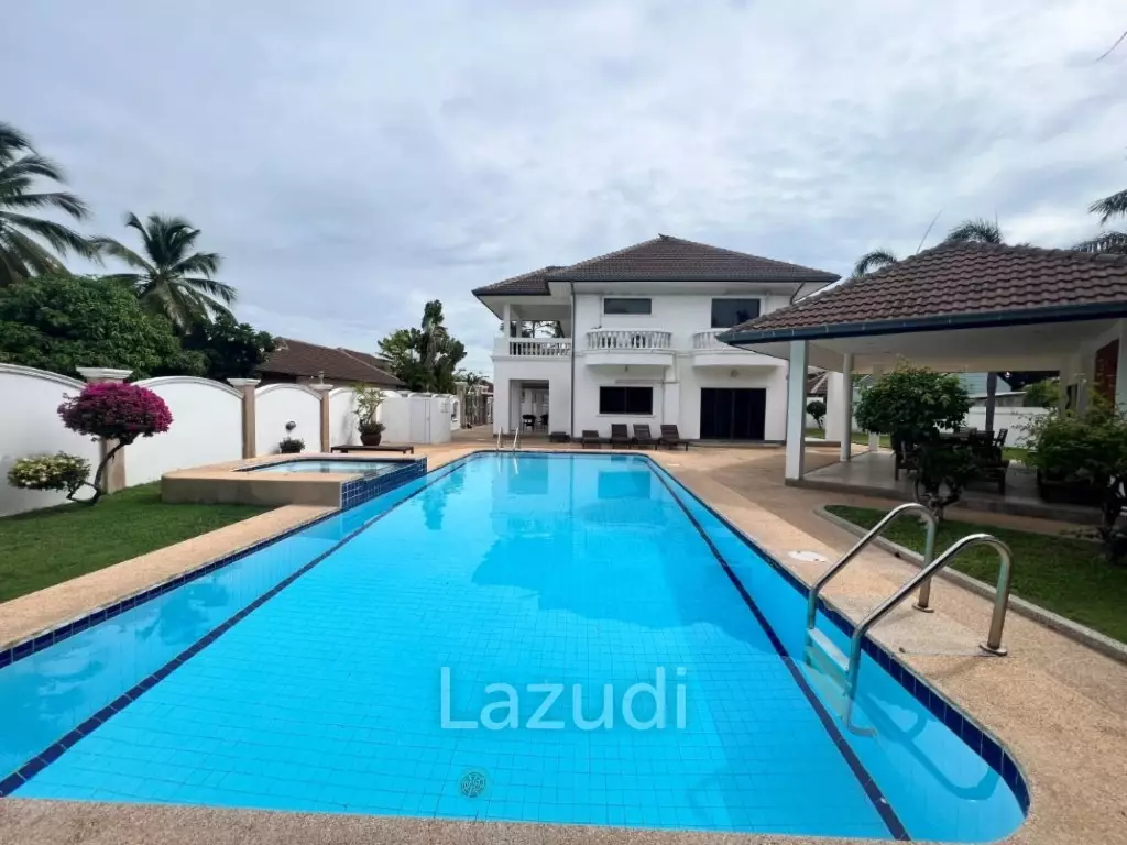 SUNSET VILLAGE 1 : 2 Storey 4 Bed Pool Villa on large corner plot