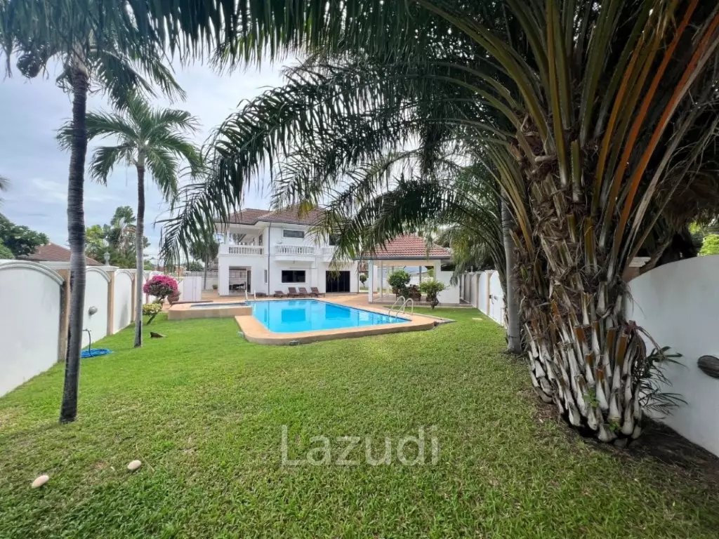 SUNSET VILLAGE 1 : 2 Storey 4 Bed Pool Villa on large corner plot