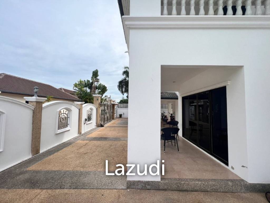 SUNSET VILLAGE 1 : 2 Storey 4 Bed Pool Villa on large corner plot
