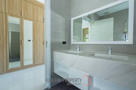 244 sqm modern pool villa in Hin Lek Fai Hua Hin- Off Plan